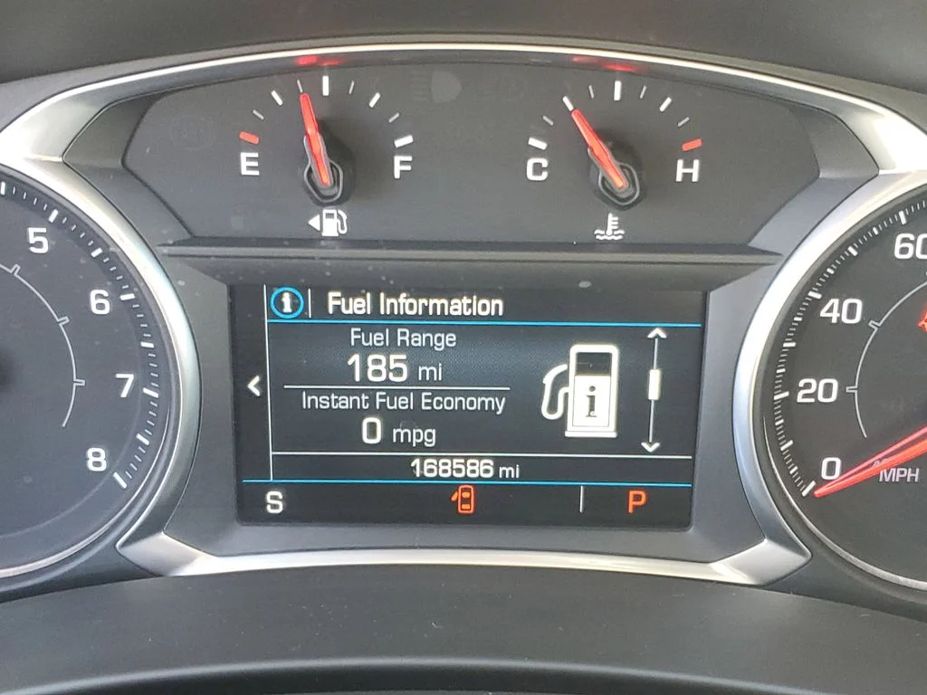 Used 2018 Ebony Twilight Metallic GMC SLE image 10