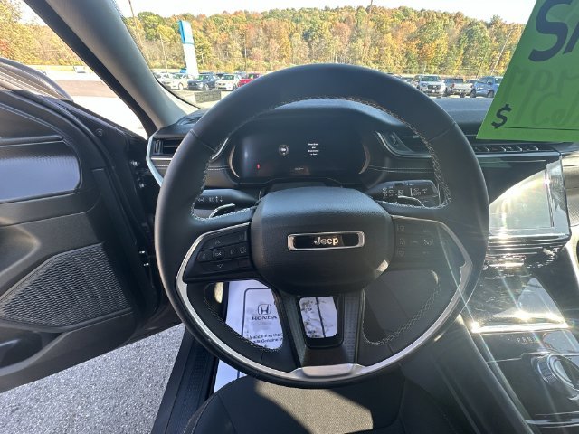 Used 2023 Gray Jeep Laredo image 20