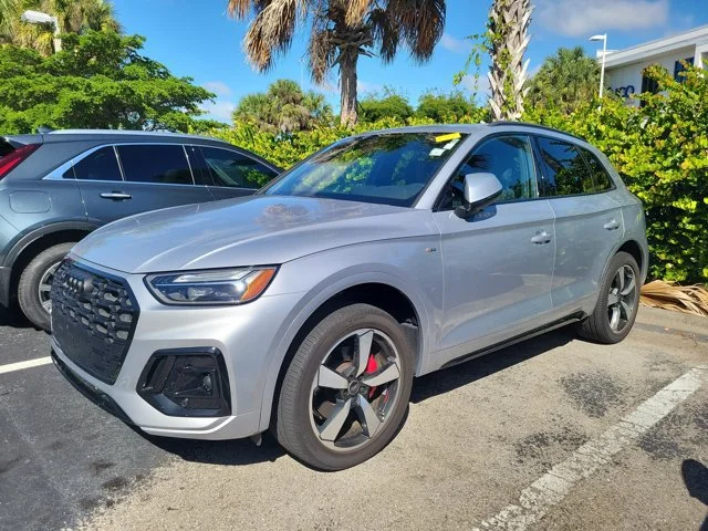 Used 2024  Audi 45 S line Premium image 2
