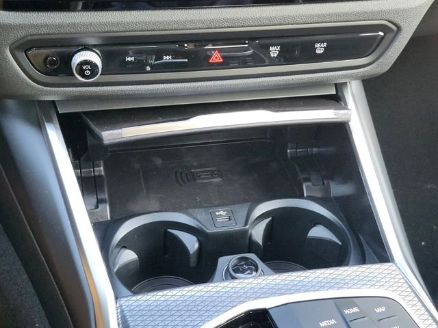 2026 BMW 3 Series 330i - Photo 23