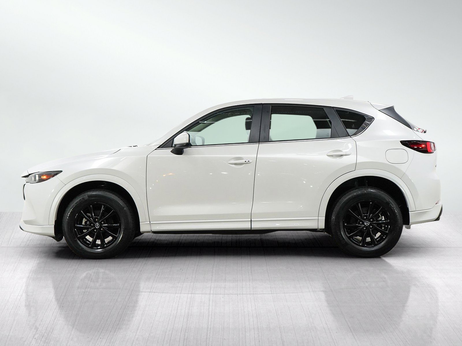 Used 2024 Mazda CX-5 S Preferred package with VIN JM3KFBCL6R0423226 for sale in Burnsville, Minnesota