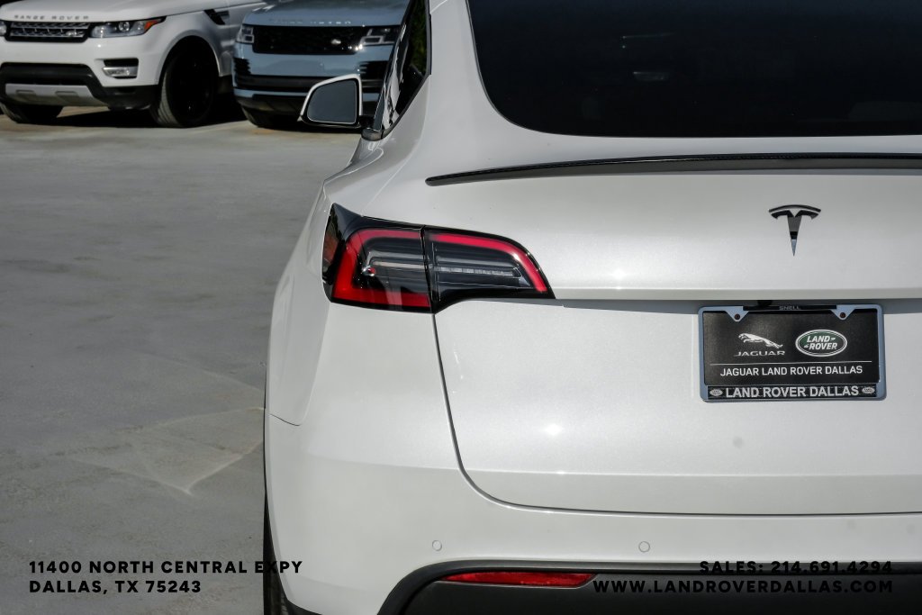 Used 2022 Pearl White Multi-Coat Tesla Performance image 36