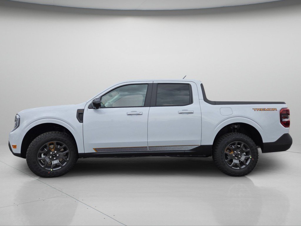 New 2026 Space White Metallic Ford Tremor image 22