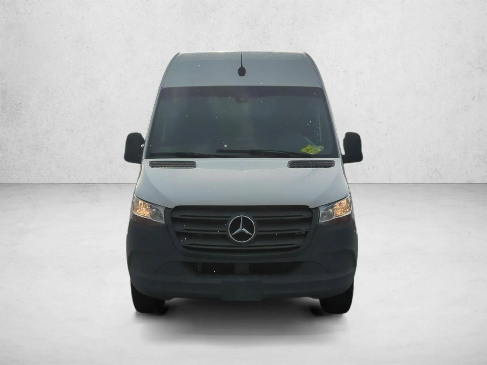 Used 2023 Arctic White Mercedes-Benz  image 2