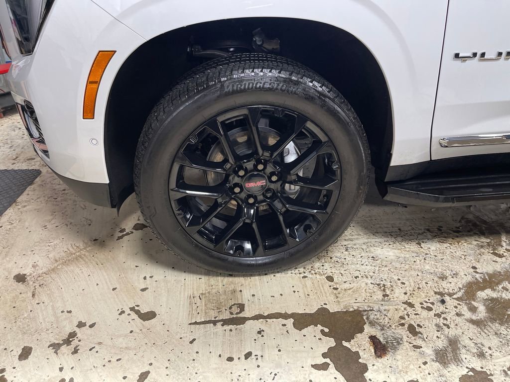 Used 2026 Summit White GMC Elevation image 11