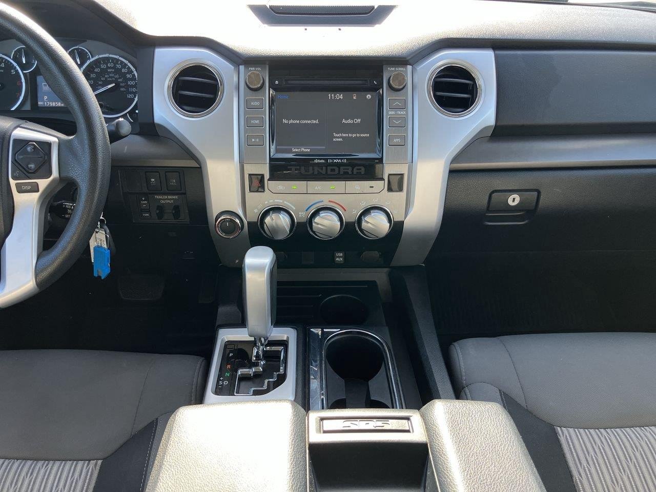 Used 2017 White (Super White) Toyota SR5 Double Cab 6.5 FT. image 16