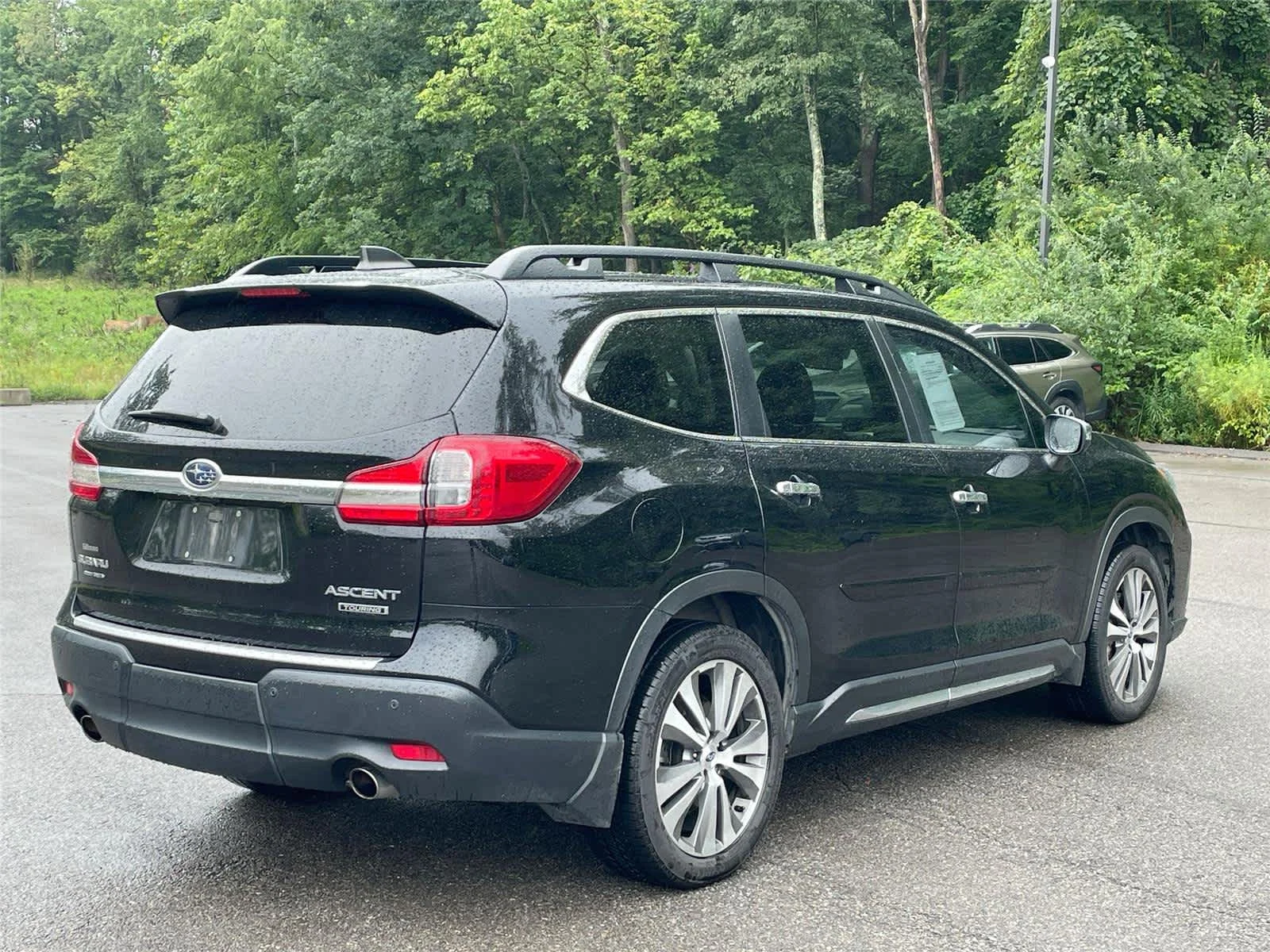 Used 2021 Crystal Black Silica Subaru Touring image 3