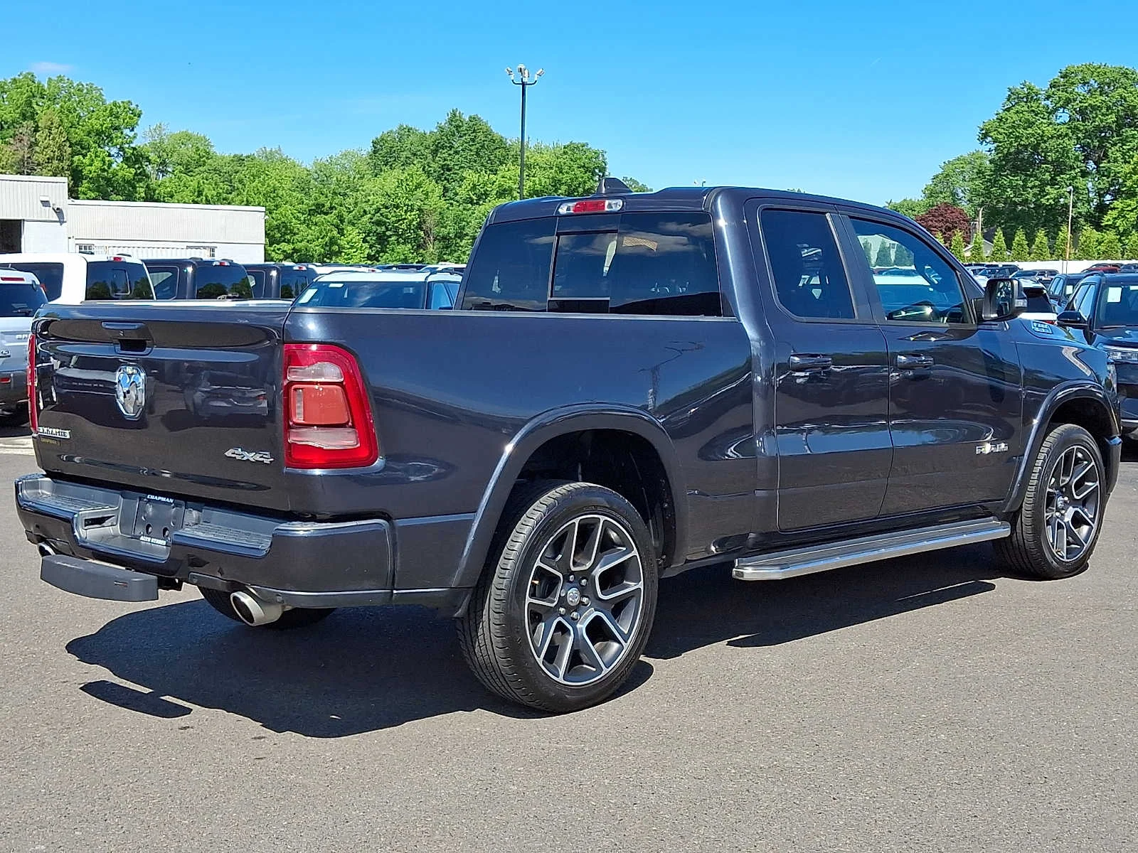 Used 2019 Maximum Steel Metallic Clearcoat Ram Laramie image 6