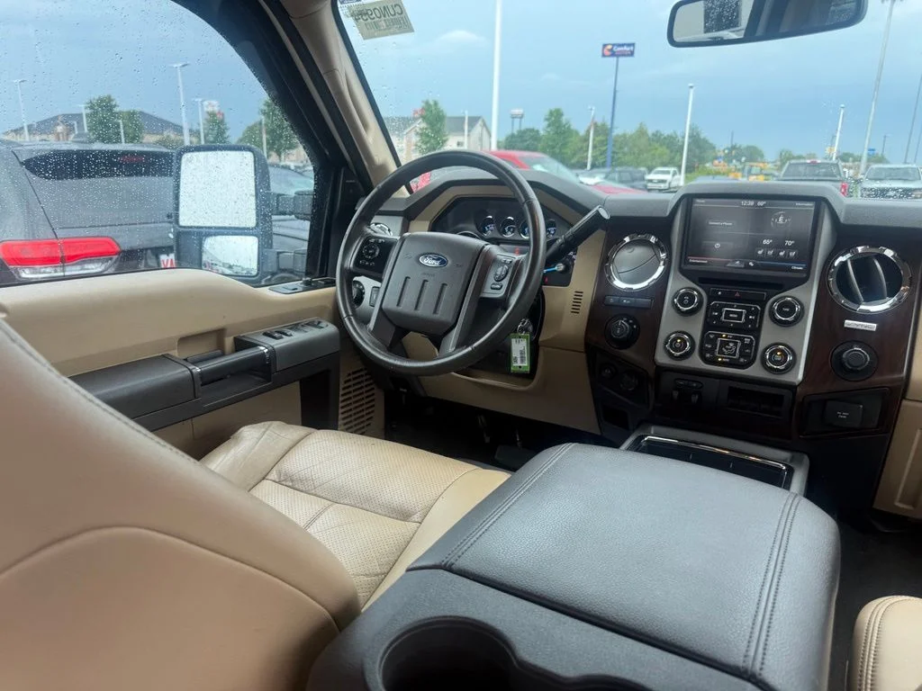 Used 2016 Oxford White Ford Lariat image 64
