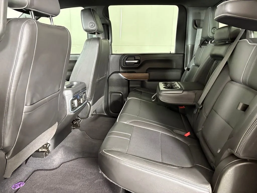 Used 2020 CAJUN RED TINTCOAT Chevrolet High Country image 45