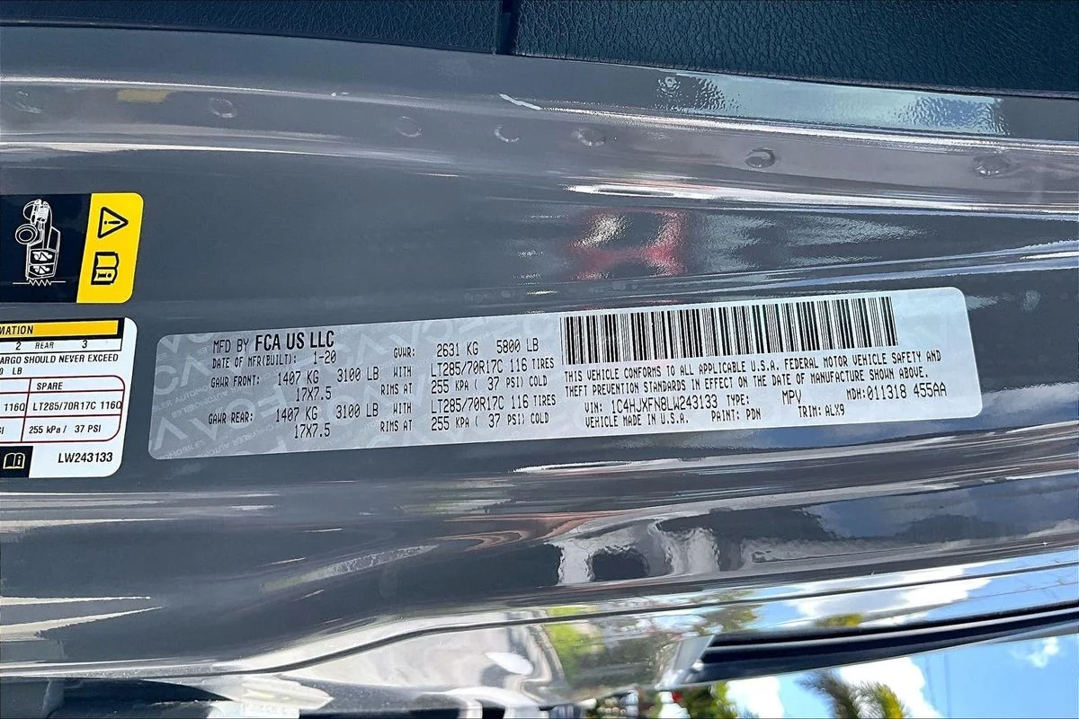 Used 2020  Jeep Rubicon 4x4 image 19