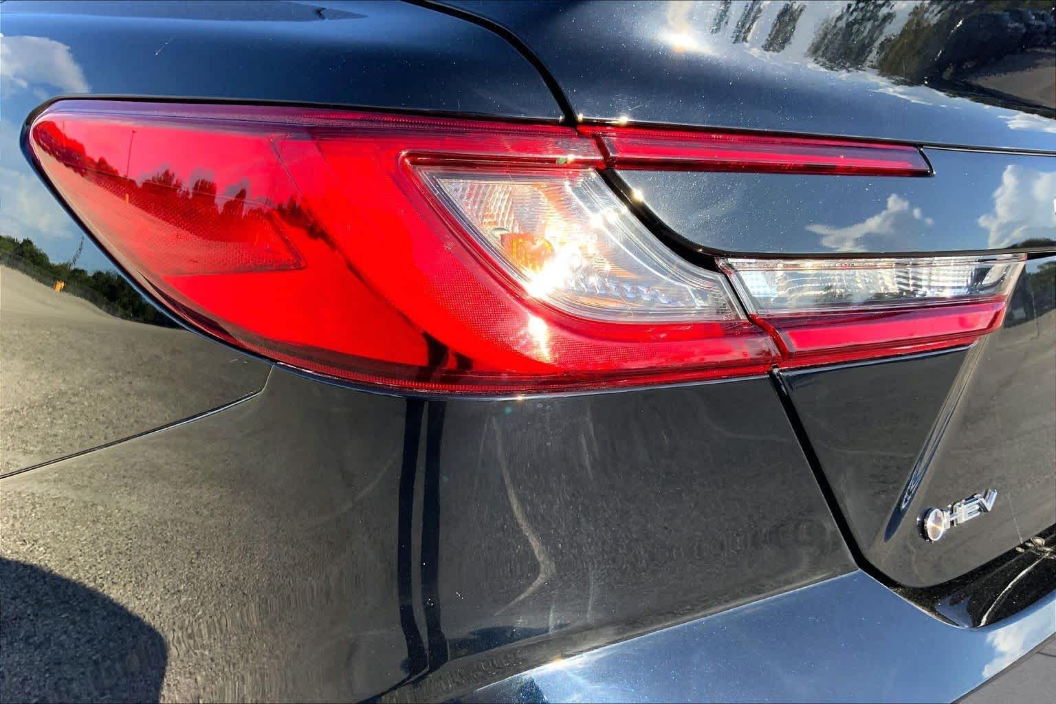 Used 2025 Midnight Black Metallic Toyota LE image 28