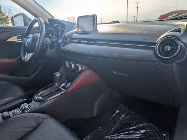 Used 2016 Blue Mazda Grand Touring image 23