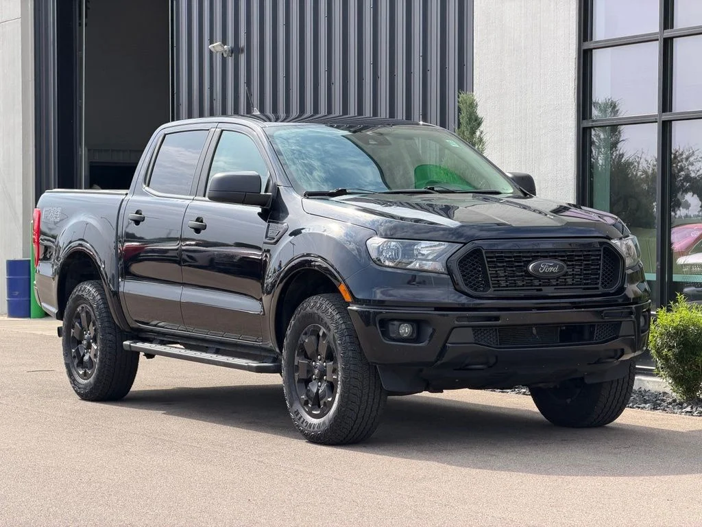 Used 2023 Black Ford XLT image 4