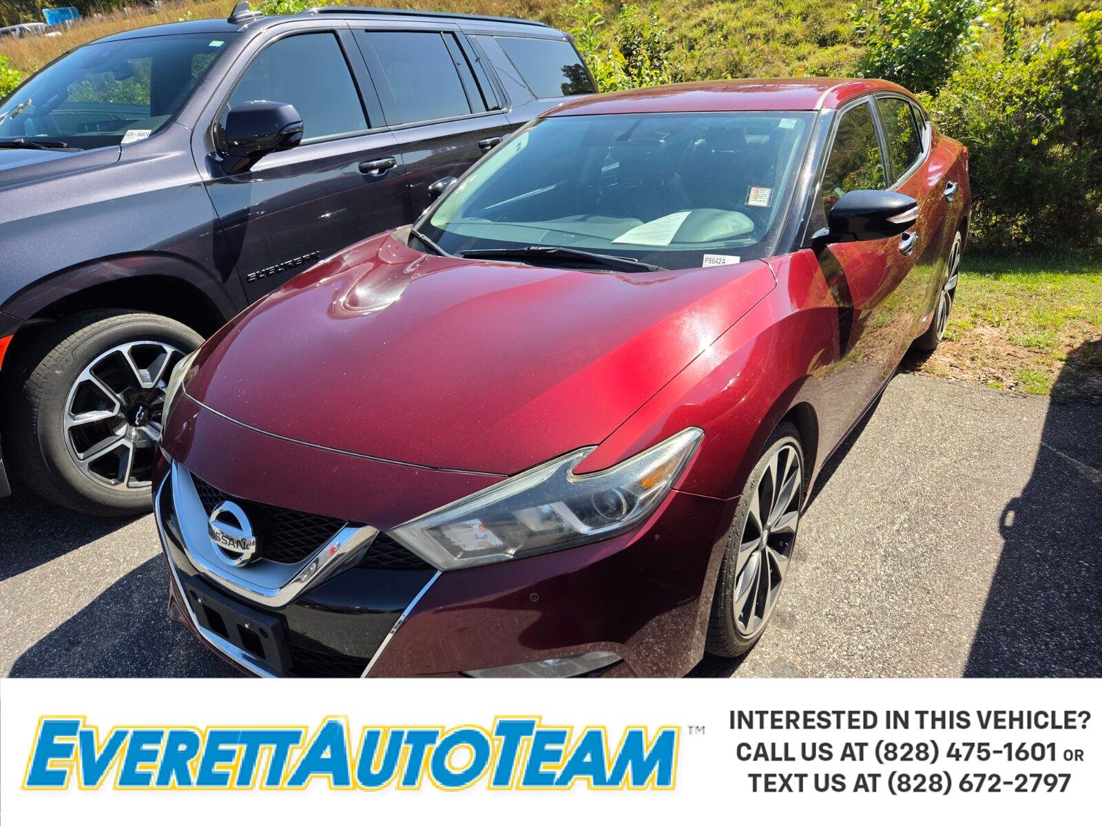 Used 2016 Red Nissan 3.5 SR image 1