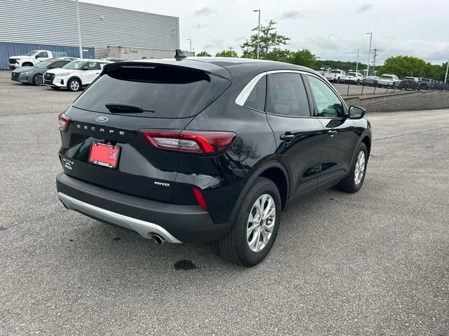 Used 2024 Black Ford Active image 3