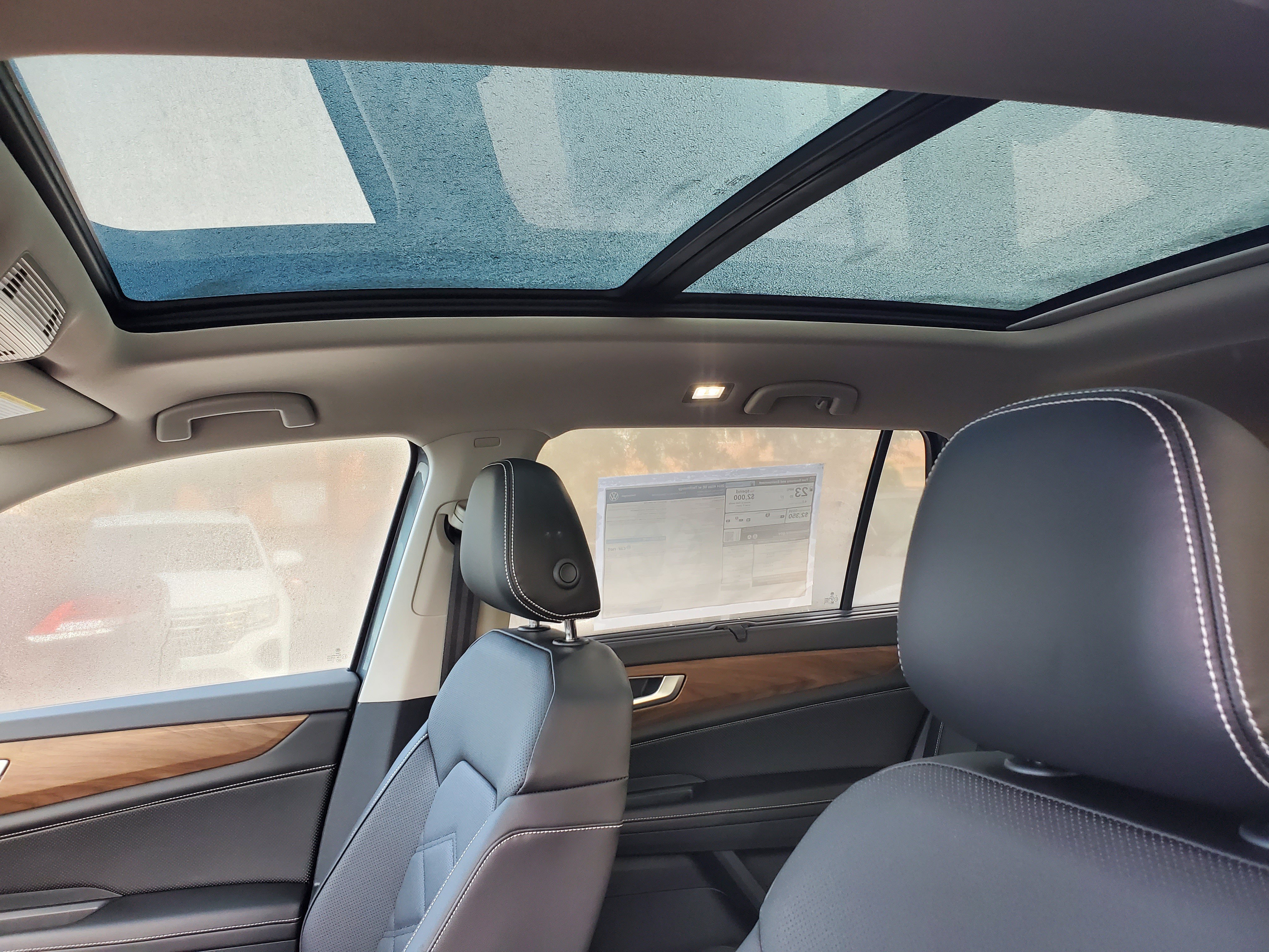 New 2026 Silver Volkswagen 2.0T SE w/Technology image 8