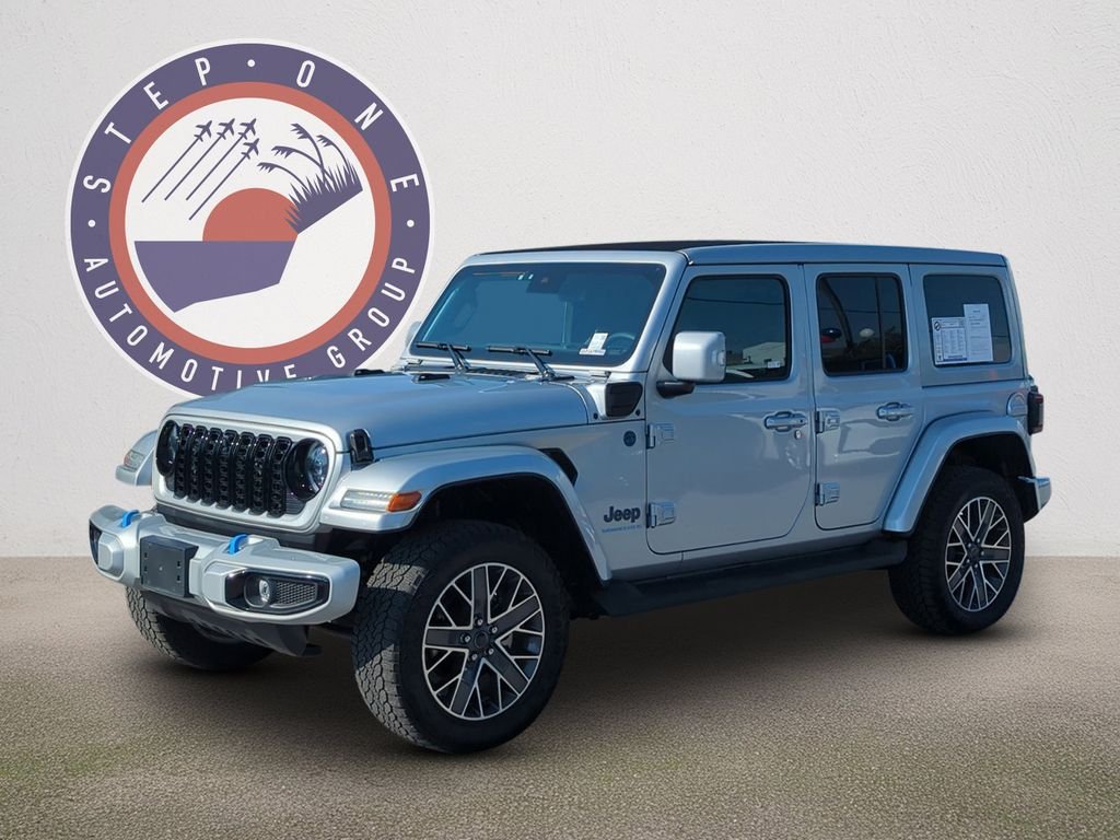 Used 2024 Silver Jeep High Altitude 4xe image 1