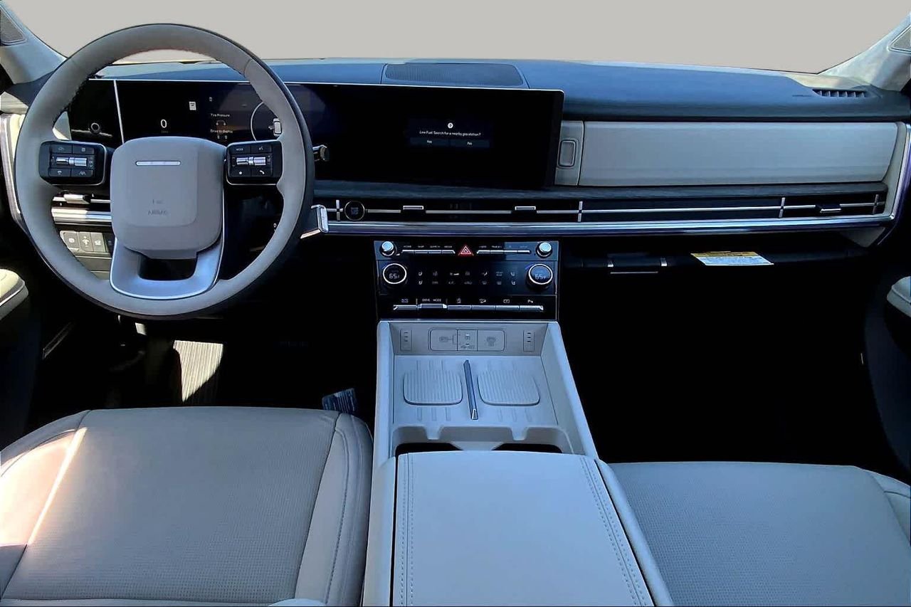 New 2026 Ecotronic Gray Matte Hyundai Calligraphy FWD image 5