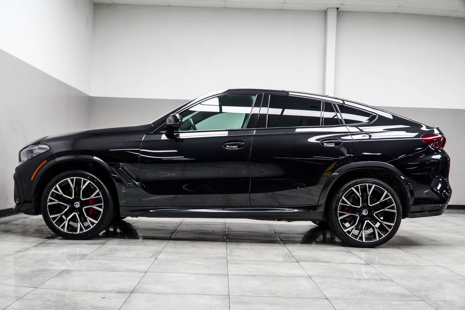 Used 2023 Black BMW Base image 9