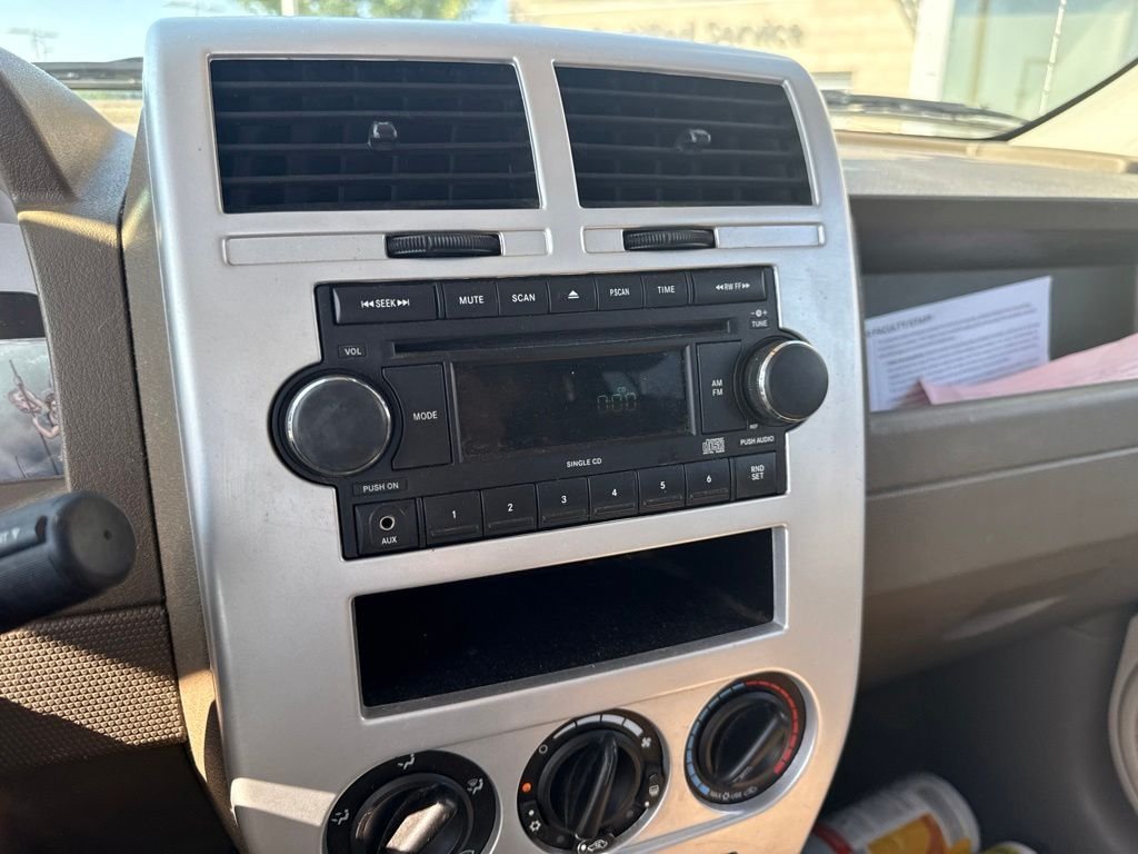 Used 2008 Beige Jeep Limited image 5