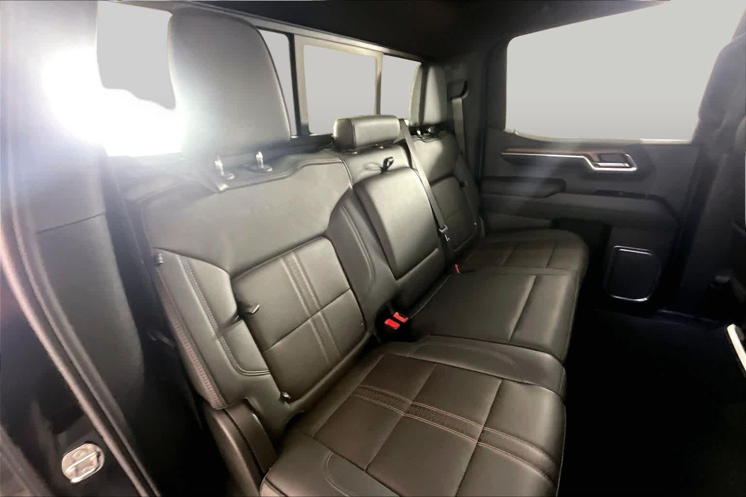 2024 Chevrolet Silverado 1500 High Country - Photo 38