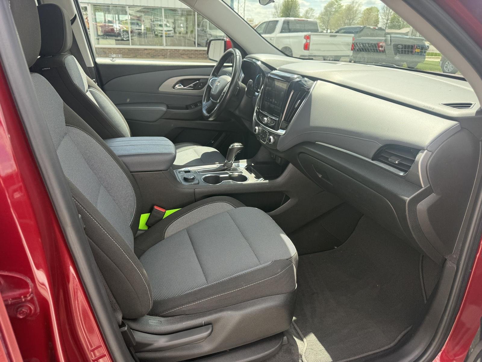 Used 2018 CAJUN RED TINTCOAT Chevrolet LT Cloth image 25