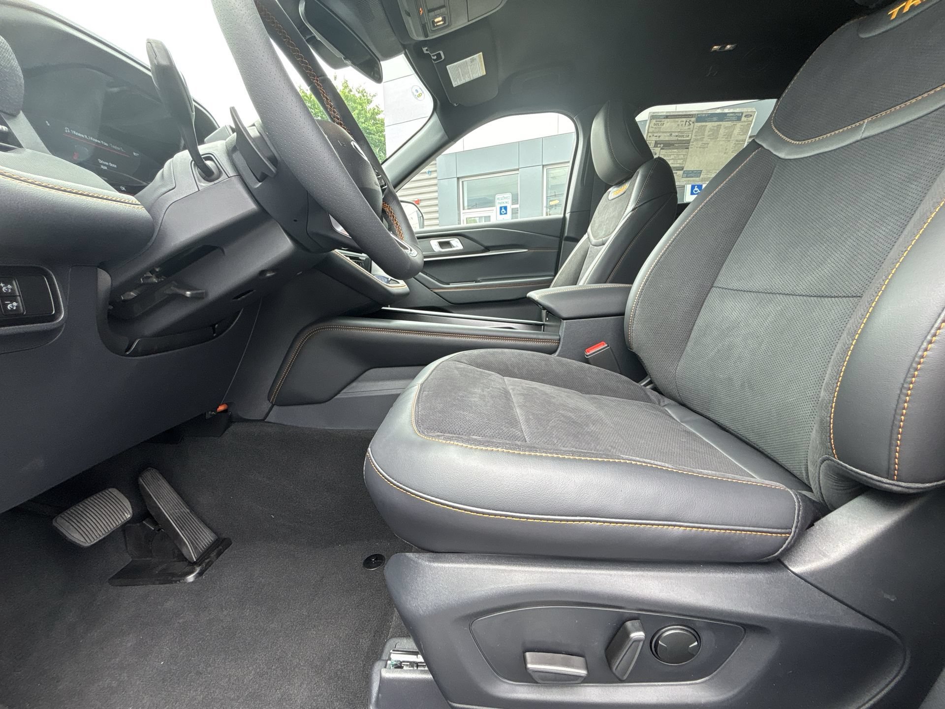 New 2026 Agate Black Metallic Ford Tremor® image 14