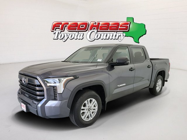 2026 Toyota Tundra 2WD SR5