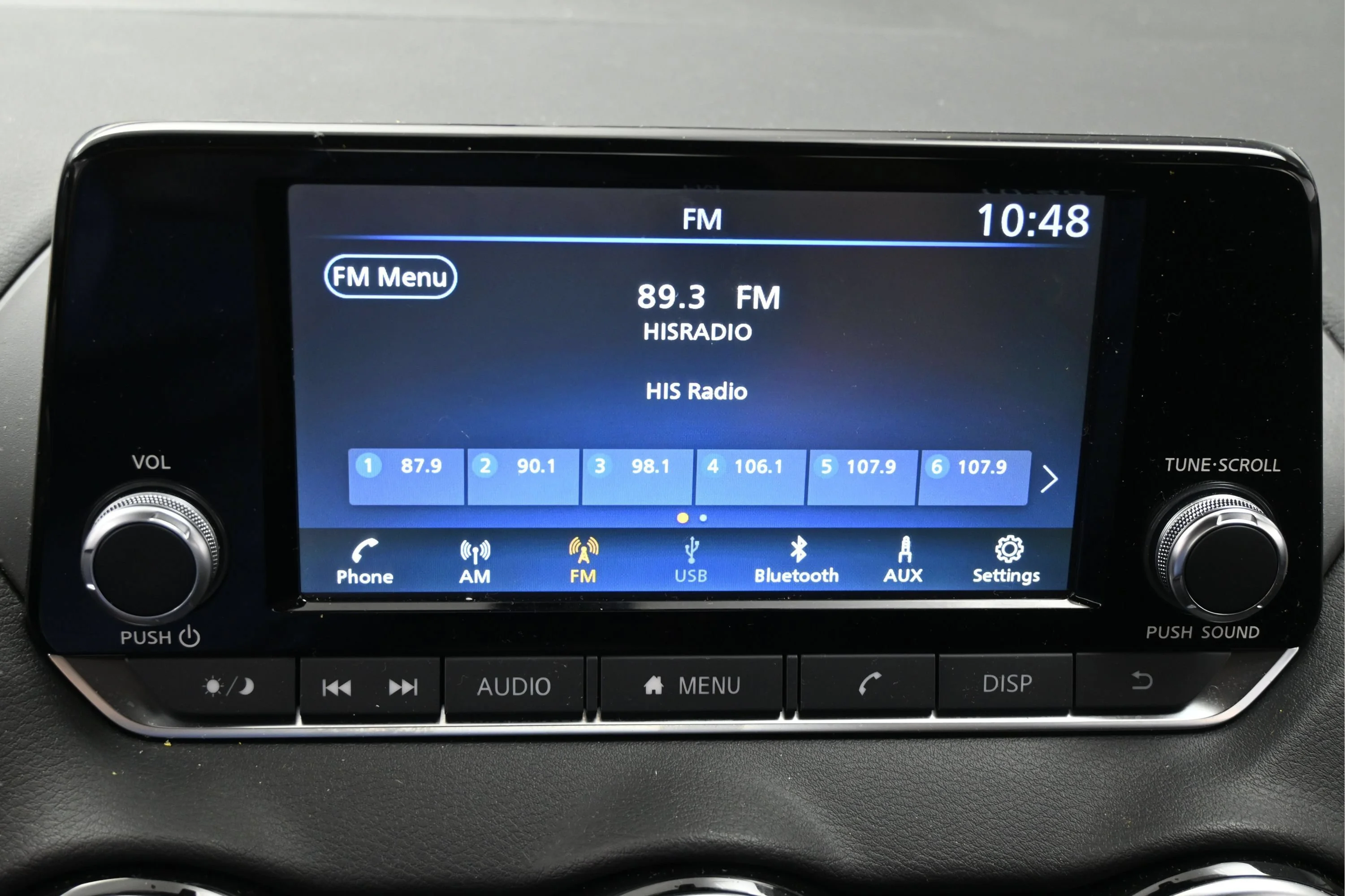 Certified Used 2025 Gun Metallic Nissan S image 15