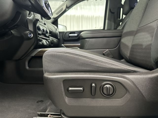 Used 2019 White Chevrolet LT Trail Boss image 16