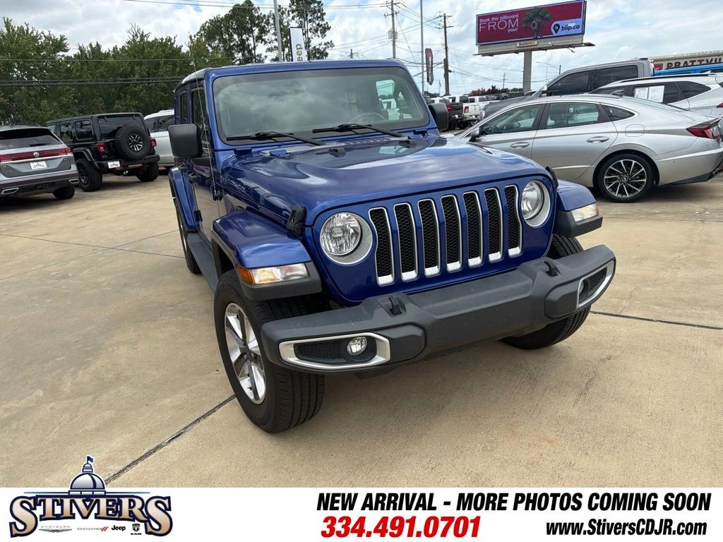 Used 2018 Blue Jeep Unlimited Sahara image 2