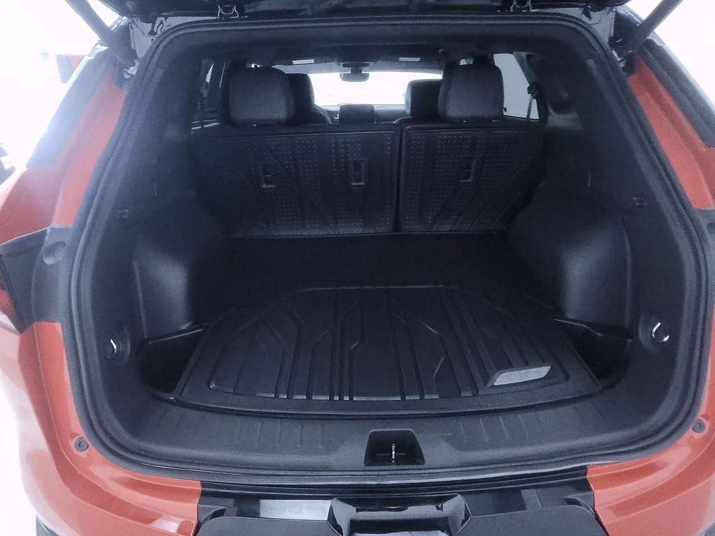 Used 2024 Red Chevrolet RS image 23