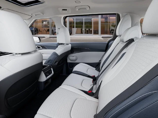 New 2026 Gray Kia SX Prestige image 18