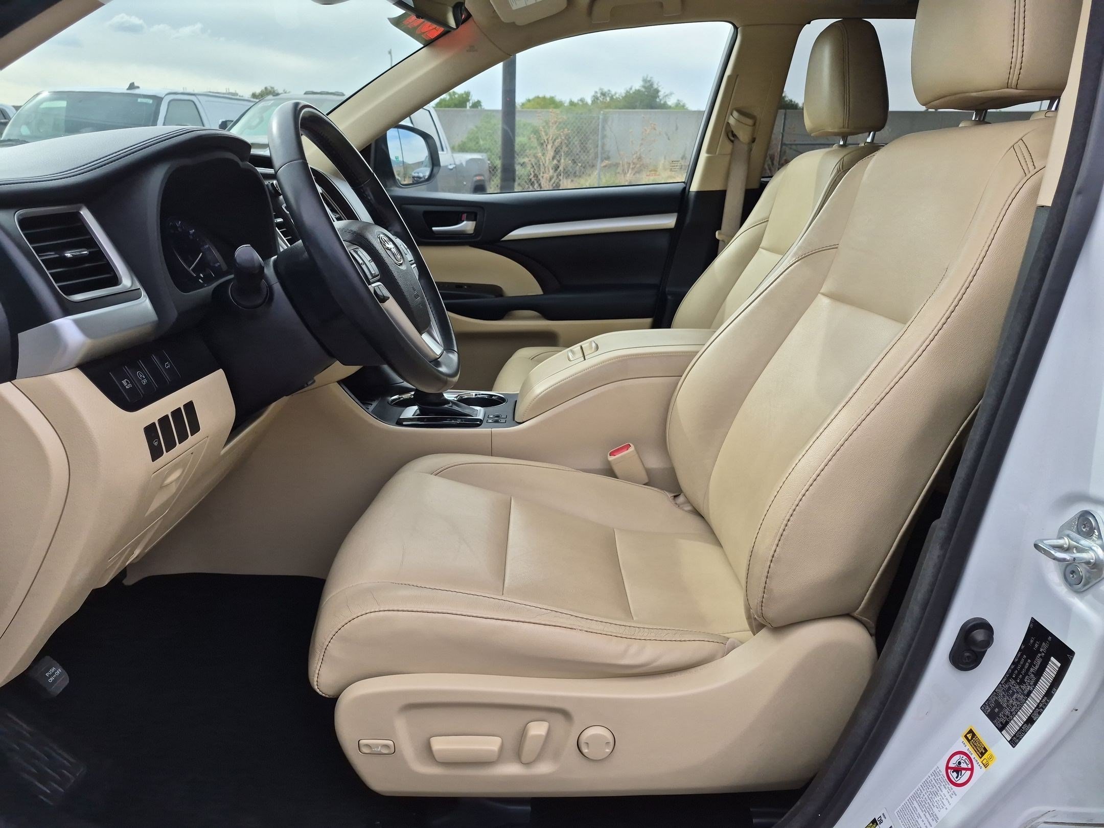 Certified Used 2017 White Toyota XLE image 25
