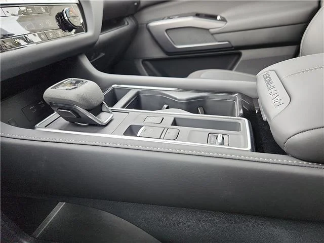 New 2026 QBE Everest WH Nissan SL Front-Wheel Drive image 12