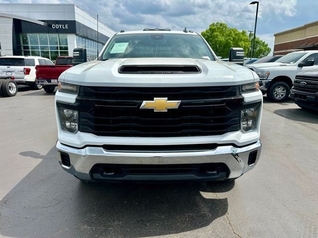 Used 2024 White Chevrolet Work Truck image 8