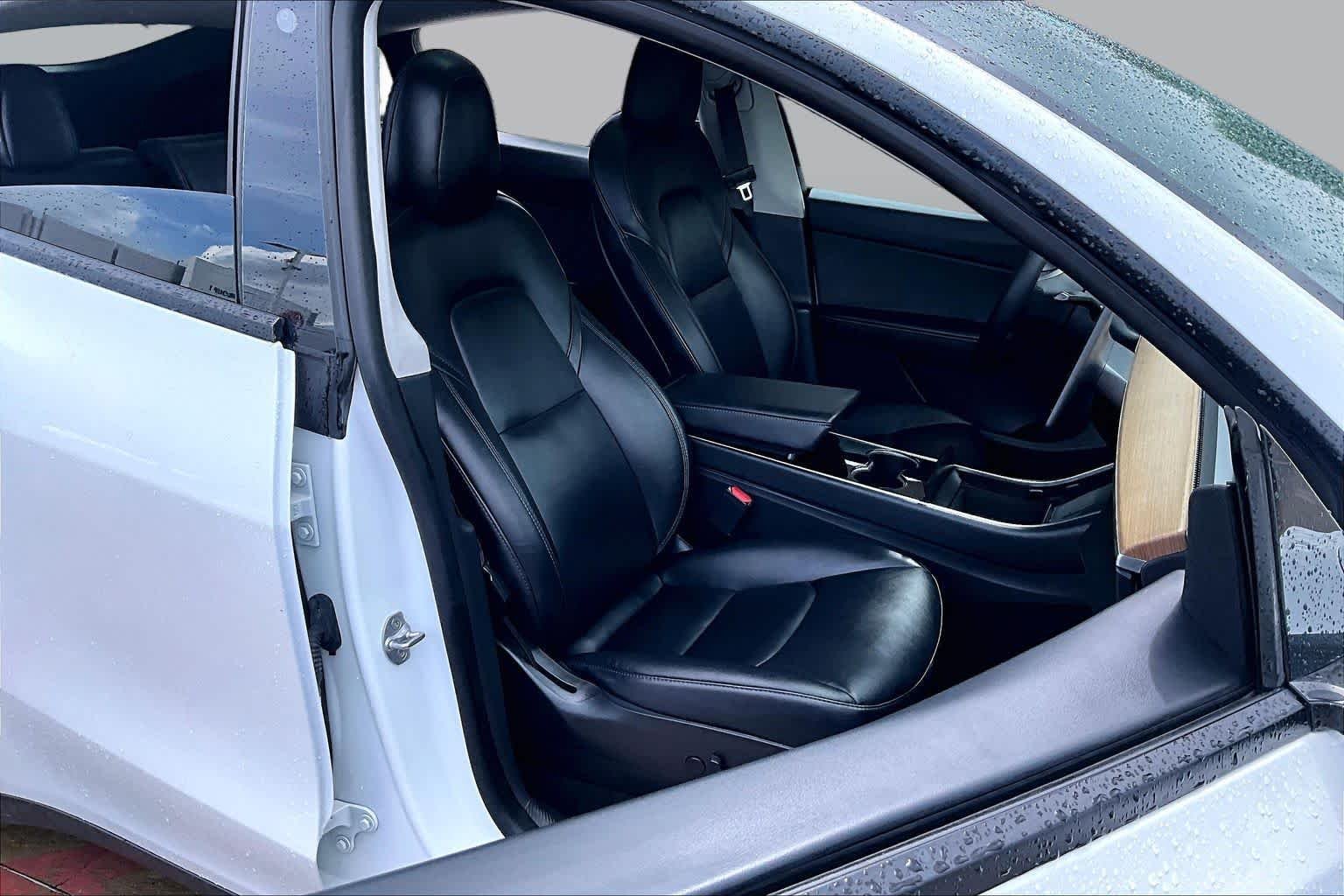 Used 2020 Pearl White Multi-Coat Tesla Long Range image 7