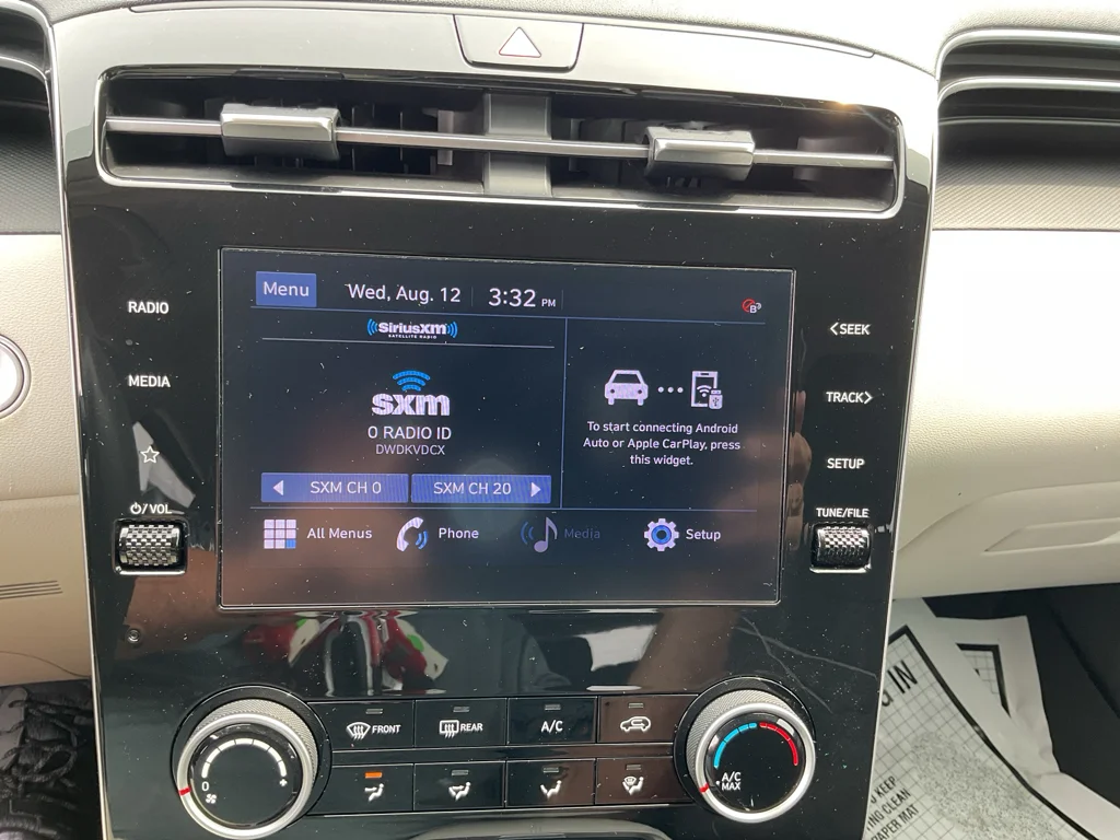Used 2022 Portofino Gray Hyundai SEL image 24