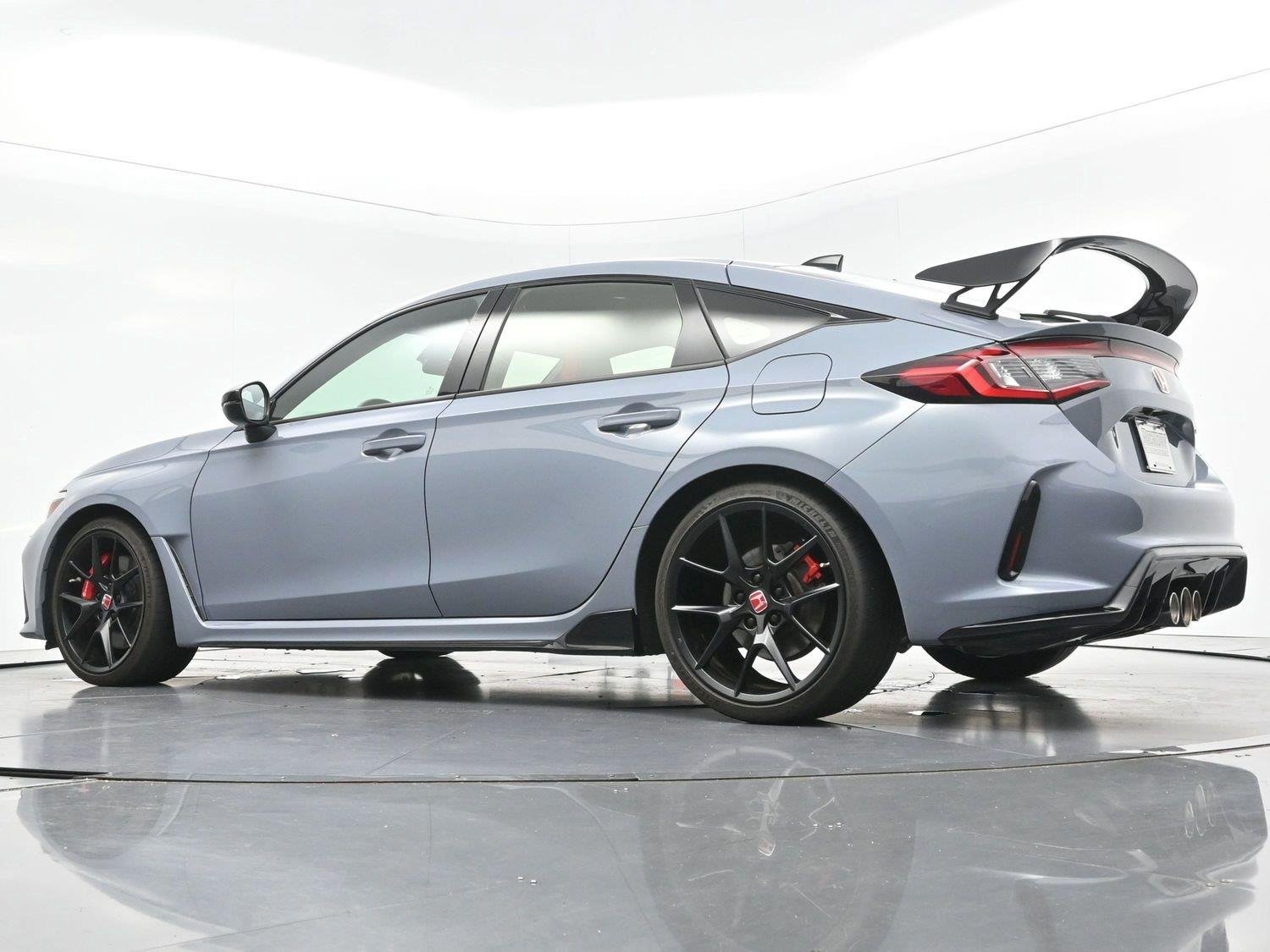 Used 2024 Sonic Gray Pearl Honda Type R image 45