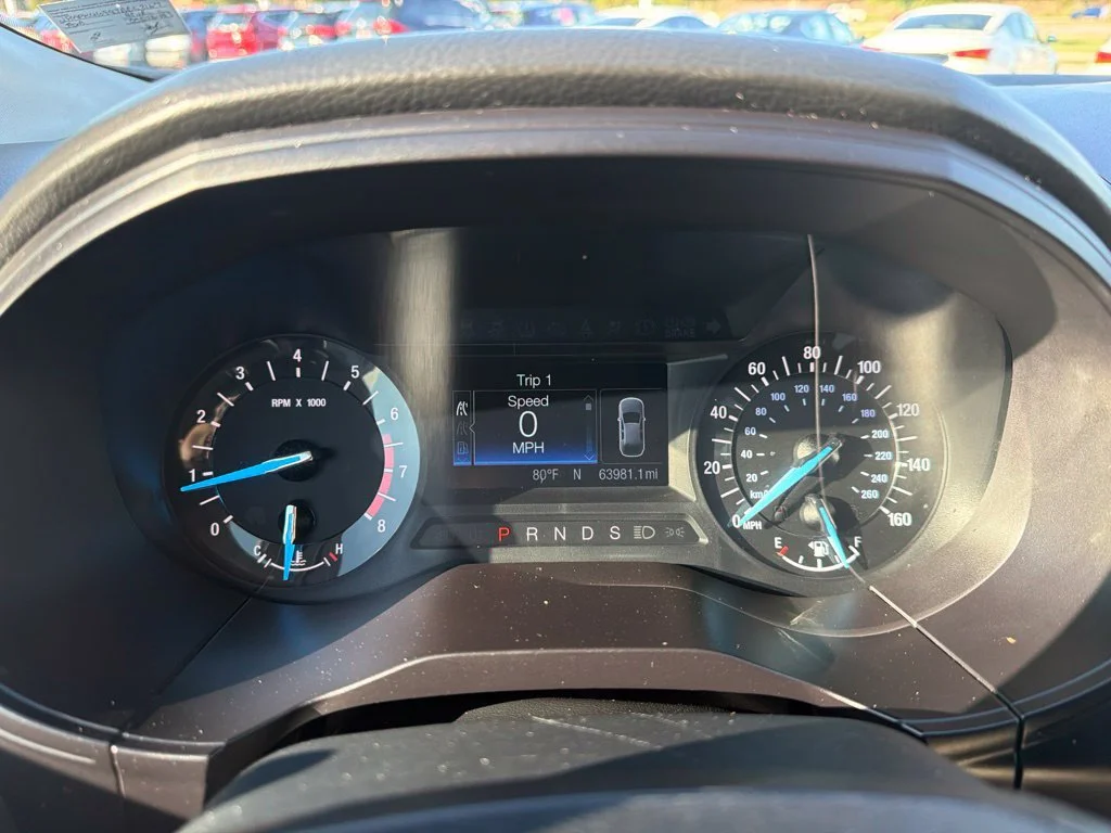 Used 2018 Magnetic Metallic Ford SE image 18