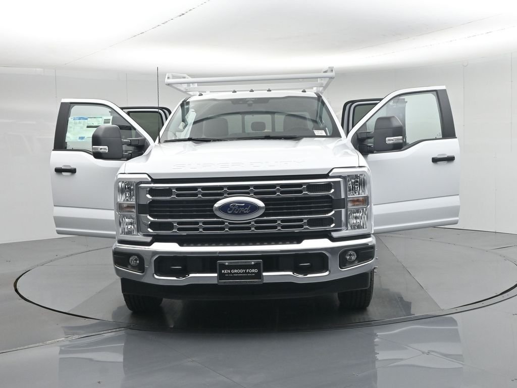 New 2026 Oxford White Ford XL image 36