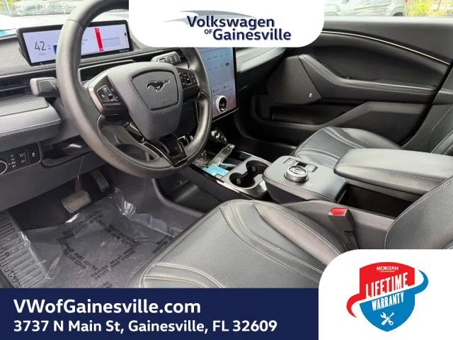 Used 2024 White Metallic Ford Premium image 20