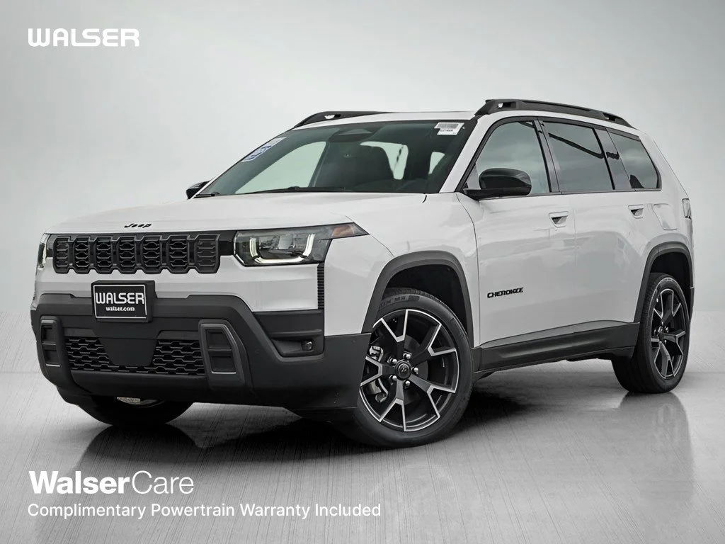 2026 Jeep Cherokee Overland HEV 4X4's photo