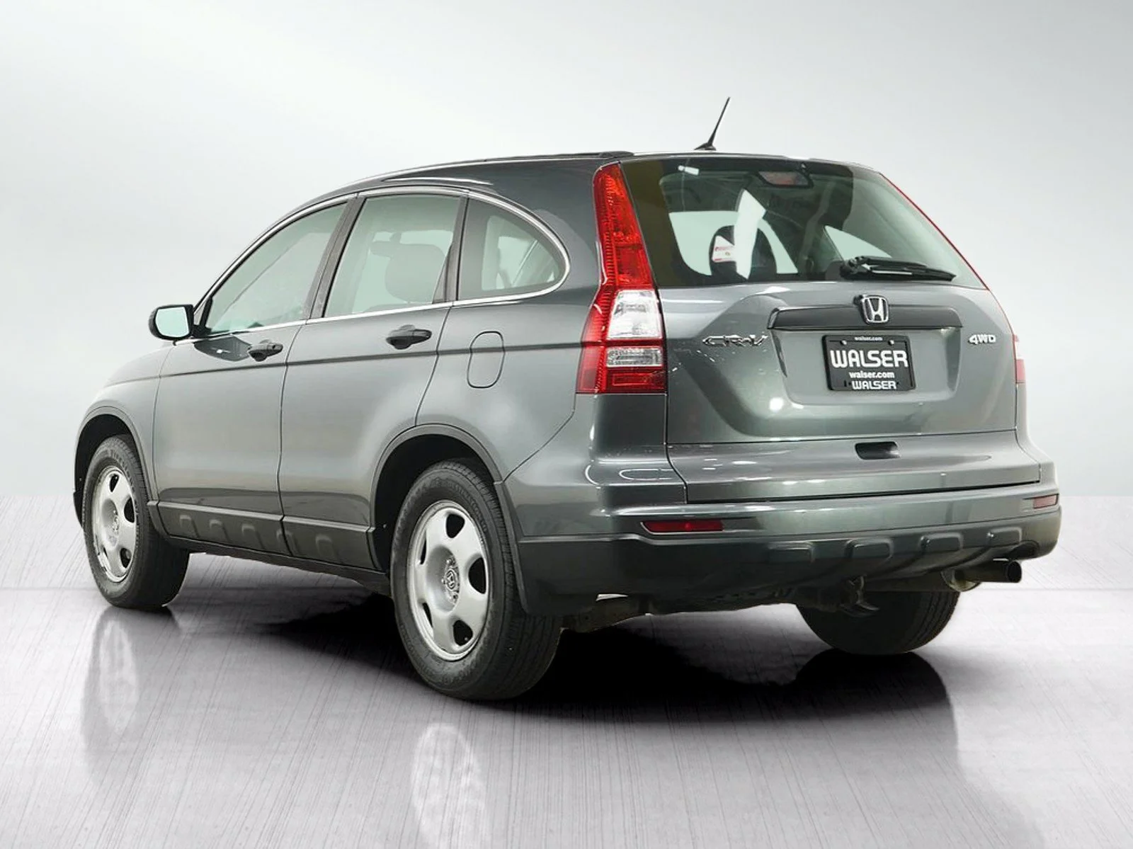 Used 2010 Polished Metal Metallic Honda LX image 3