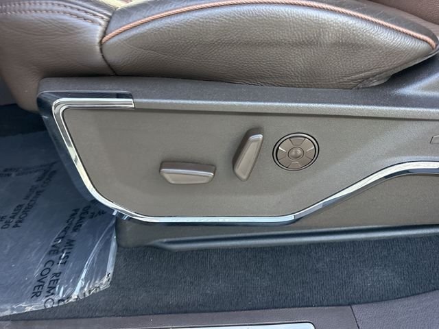 Used 2025 Brown Ford King Ranch image 12