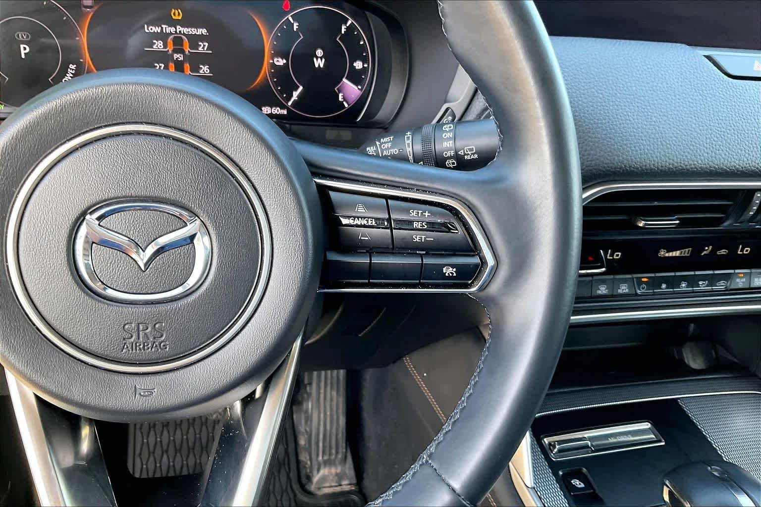 Used 2025 Platinum Quartz Mazda Preferred Package image 24