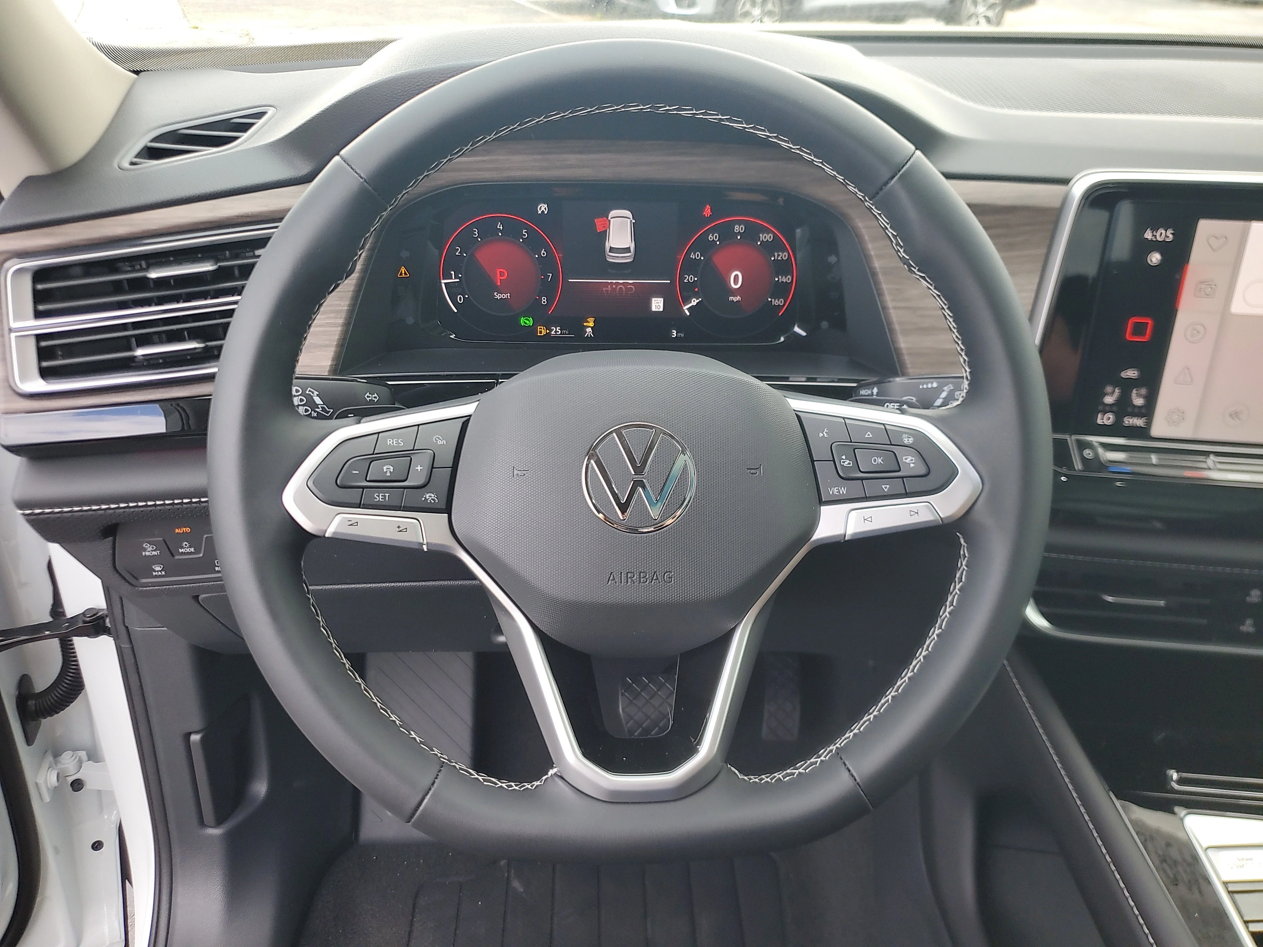 New 2026 White Volkswagen 2.0T SEL image 23