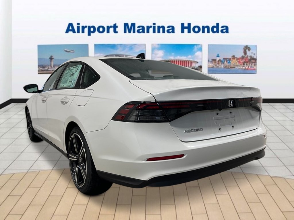 New 2026 Platinum White Pearl Honda SE image 3