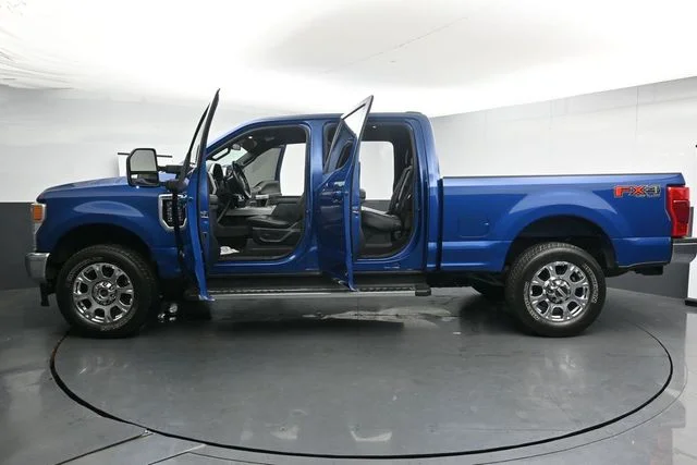 Used 2022 Blue Ford Lariat image 36